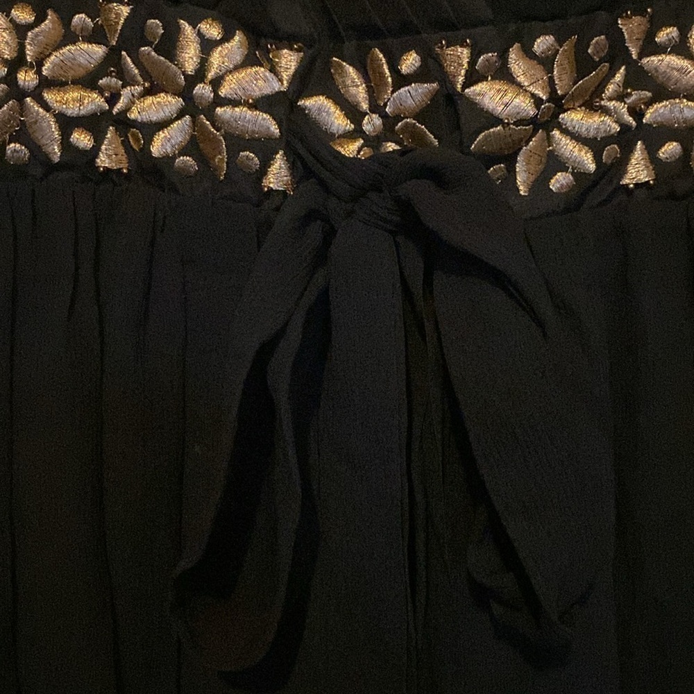 Banana Republic black dress with gold detail. Vintage. From early 2000s. - Picture 3 of 5